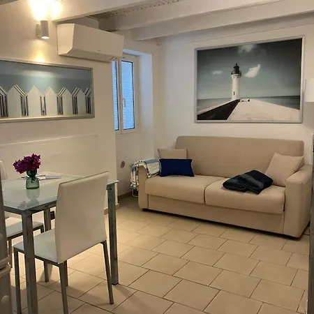 Apartment Sul Lungomare Tranquillo Monolocale Aria Condizionata