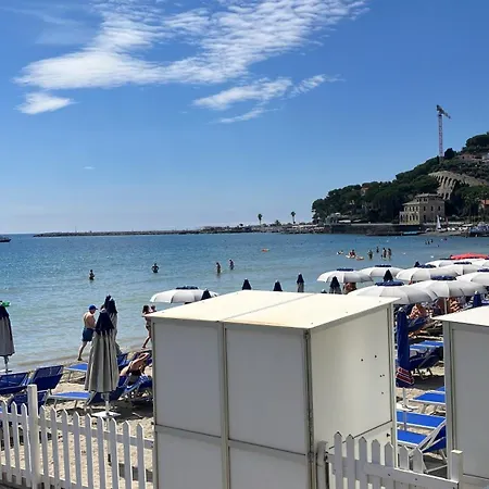 Apartment Sul Lungomare Tranquillo Monolocale Aria Condizionata